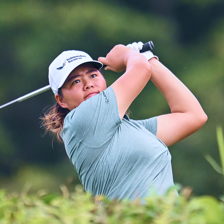 Professional golfer - Shannon Tan